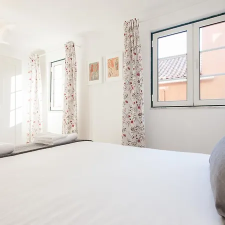 Feels Like Ajuda Cozy Place * Лиссабон